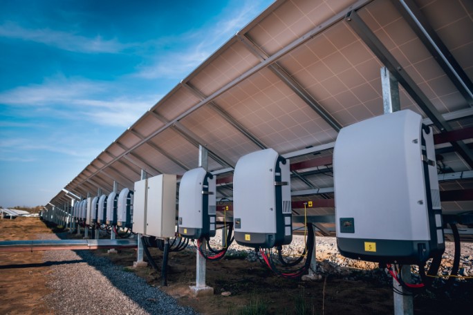 Які типи акумуляторів підходять для сонячних батарей